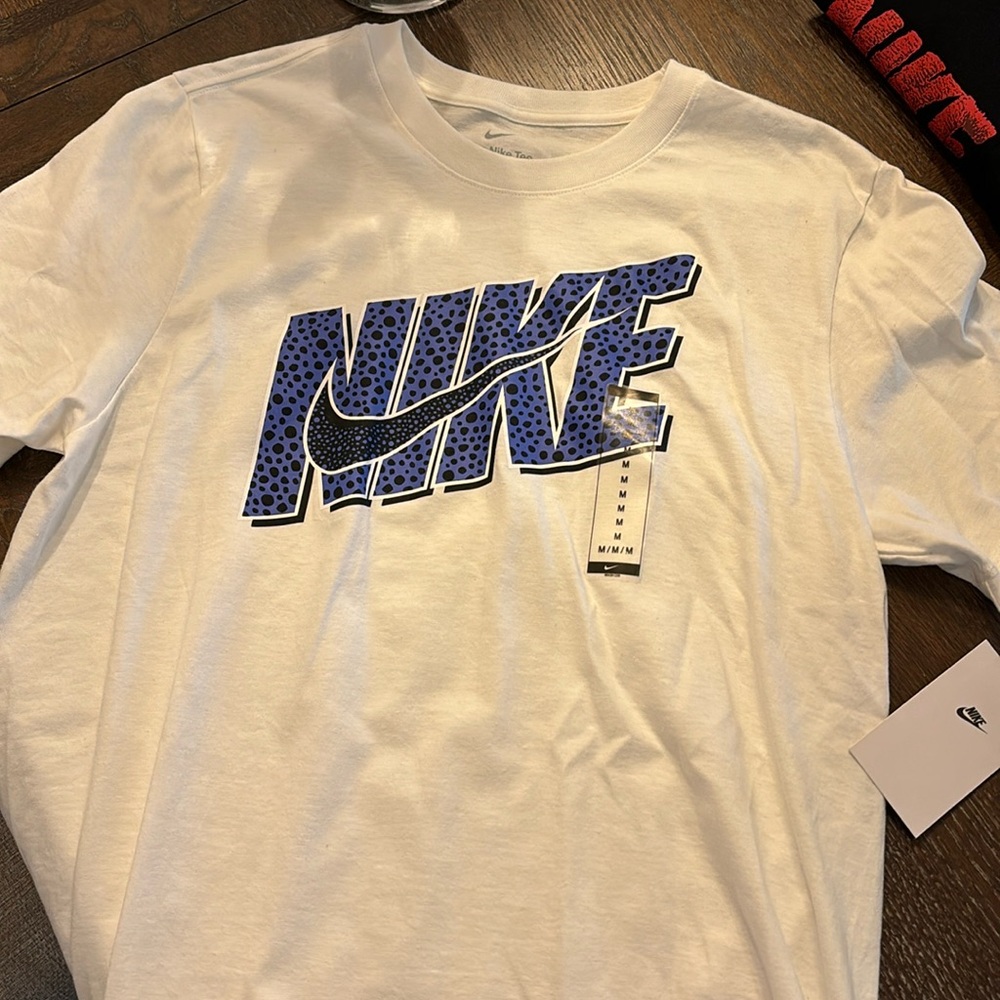 Nike Tee